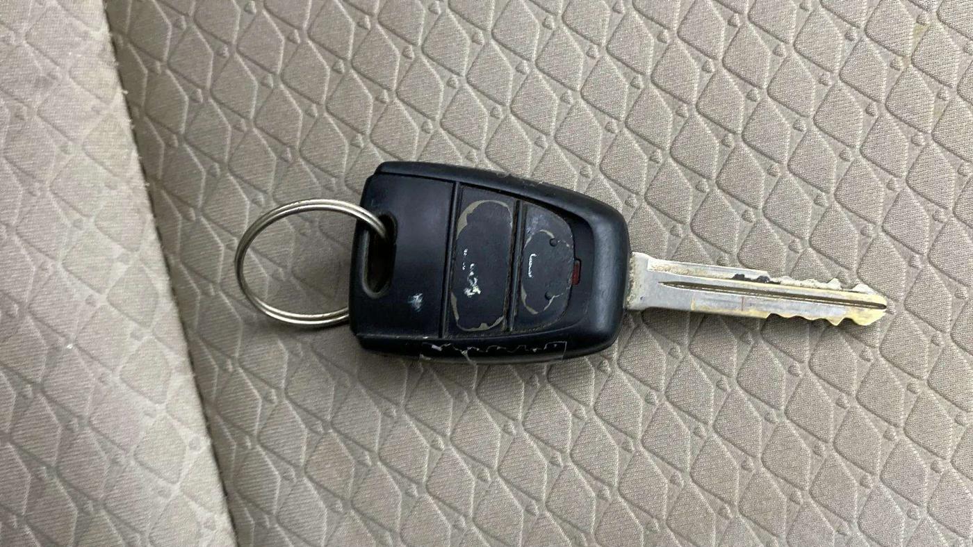 2022 Hyundai NEW SANTRO SPORTZ AMT, Petrol, Automatic, 17,048 km, Key Close Up