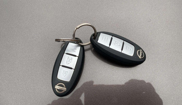 2021 Nissan MAGNITE XV MT, Petrol, Manual, 56,046 km, Key Close Up