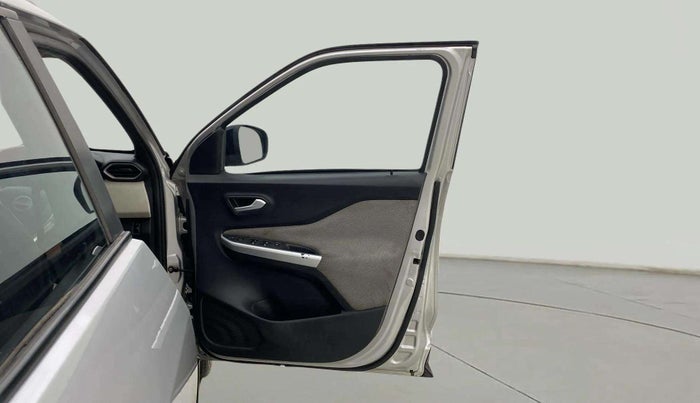 2020 Nissan MAGNITE XV TURBO, Petrol, Manual, 46,686 km, RHS Front Door