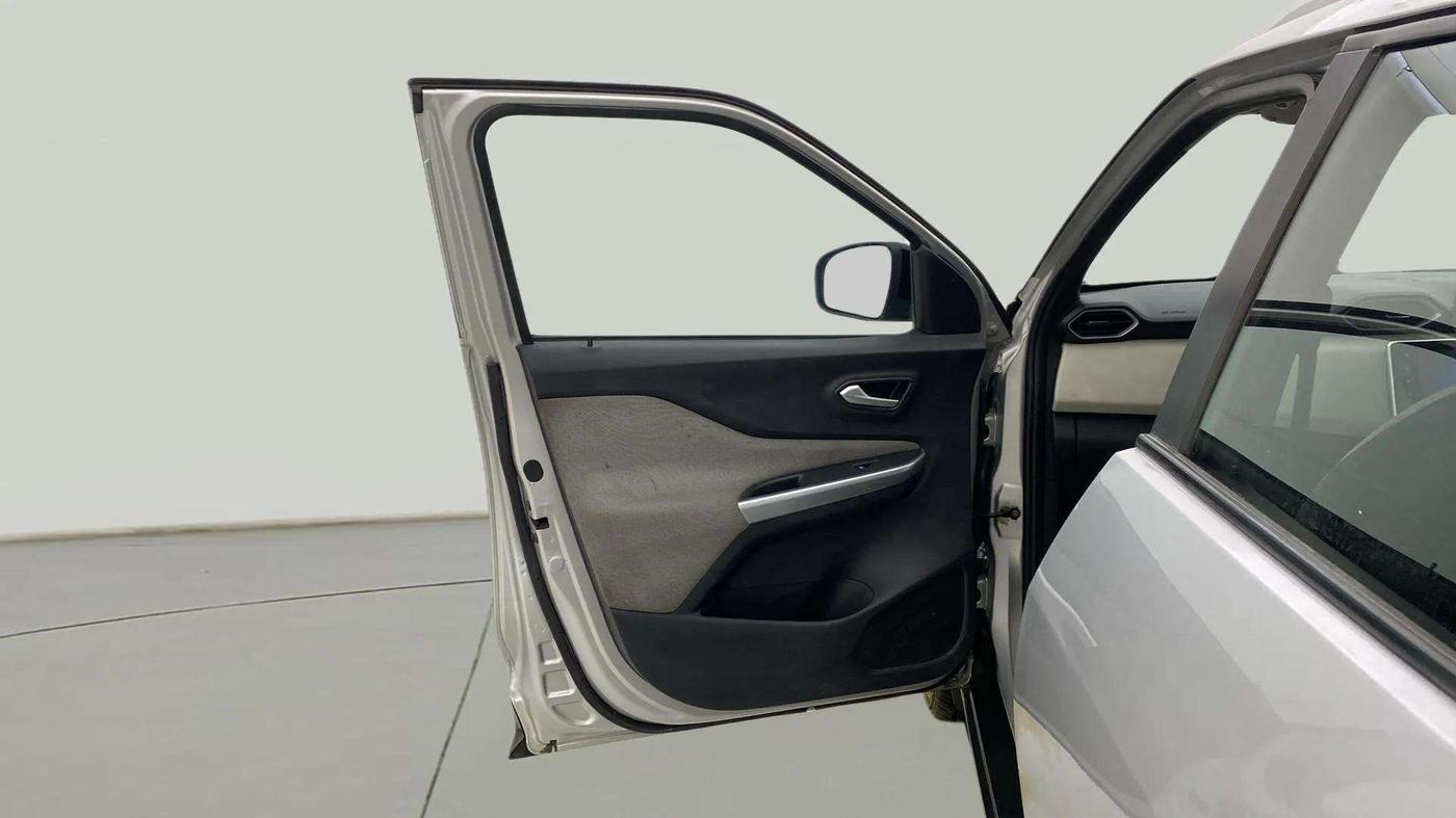 2020 Nissan MAGNITE XV TURBO, Petrol, Manual, 46,686 km, LHS Front Door