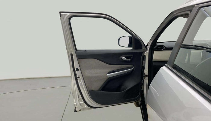 2020 Nissan MAGNITE XV TURBO, Petrol, Manual, 46,686 km, LHS Front Door