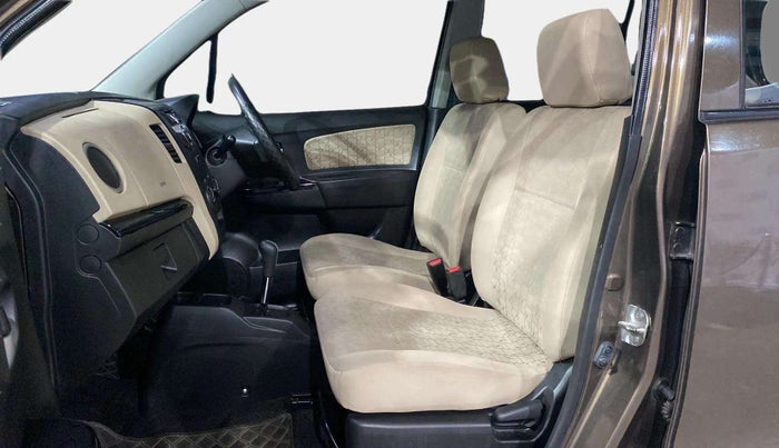 2017 Maruti Wagon R 1.0 VXI AMT, Petrol, Automatic, 19,355 km, Right Side Front Door Cabin