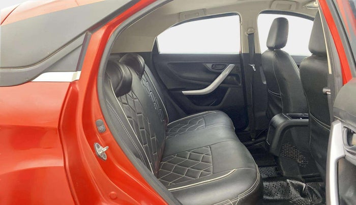 2021 Tata NEXON XM SUNROOF PETROL, Petrol, Manual, 79,002 km, Right Side Rear Door Cabin