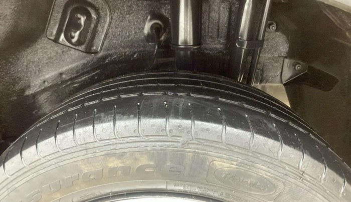 2021 Tata NEXON XM SUNROOF PETROL, Petrol, Manual, 79,002 km, Left Rear Tyre Tread