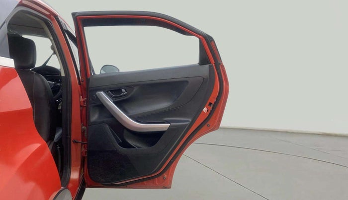 2021 Tata NEXON XM SUNROOF PETROL, Petrol, Manual, 79,002 km, RHS Rear Door