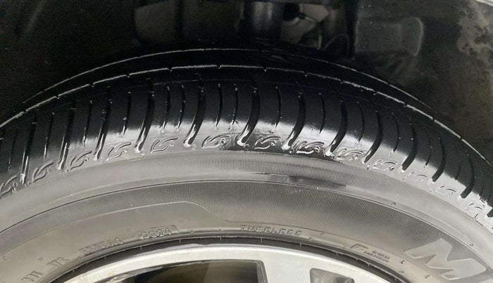 2024 Tata Tiago XTA CNG , CNG, Automatic, 8,656 km, Right Front Tyre Tread