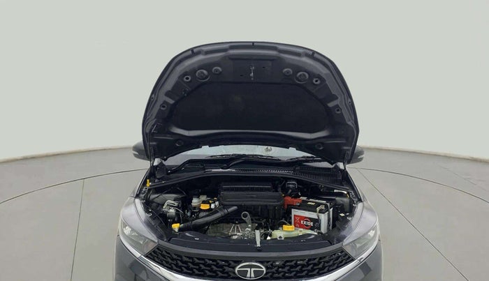2024 Tata Tiago XTA CNG , CNG, Automatic, 8,656 km, Open Bonet