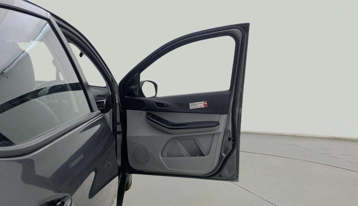 2024 Tata Tiago XTA CNG , CNG, Automatic, 8,656 km, RHS Front Door