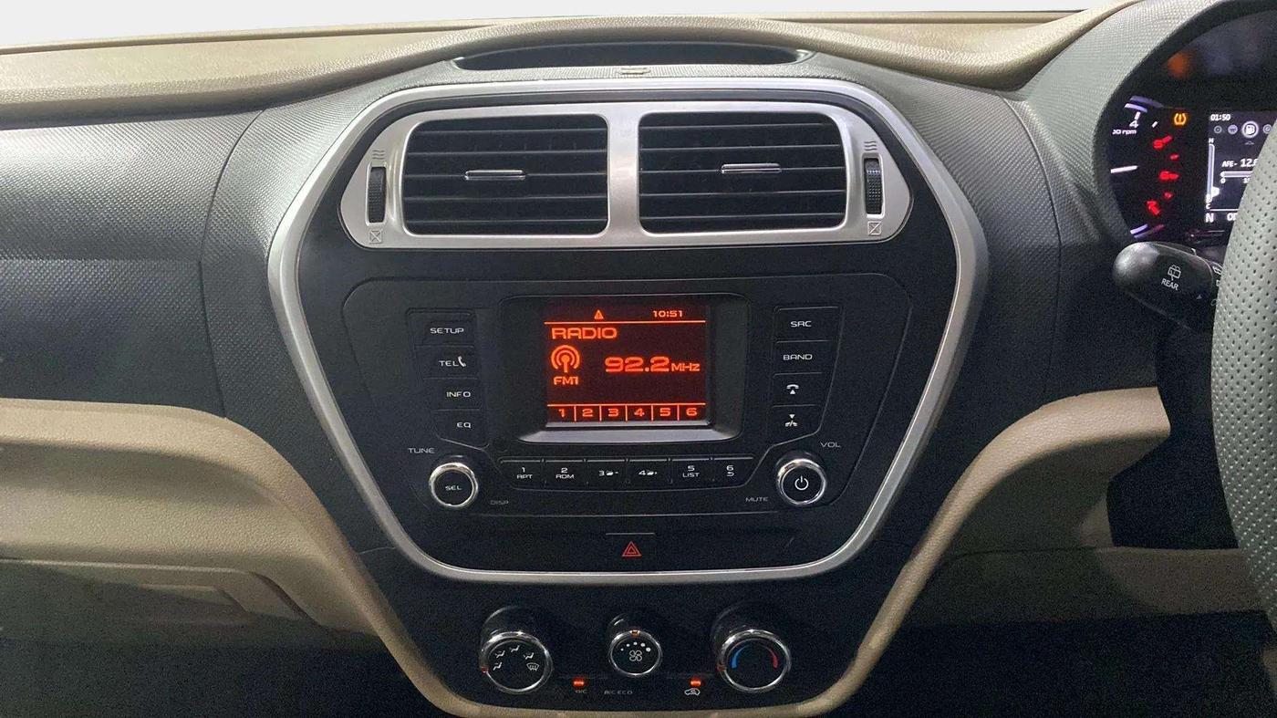 2023 Mahindra BOLERO NEO N 8, Diesel, Manual, 24,181 km, Air Conditioner
