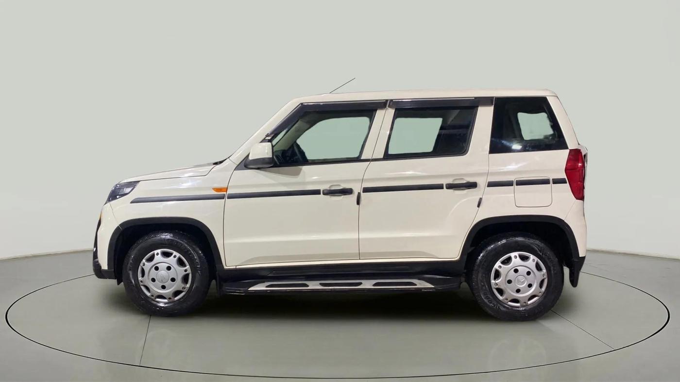 2023 Mahindra BOLERO NEO N 8, Diesel, Manual, 24,181 km, Left Side