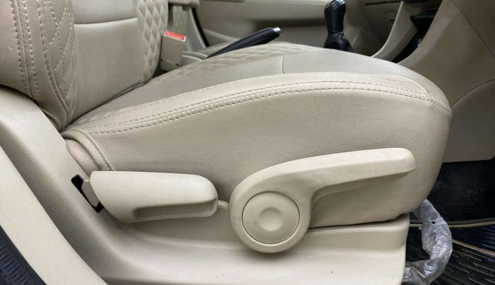 2021 Maruti Ciaz ZETA 1.5 SHVS MT PETROL, Petrol, Manual, 97,711 km, Driver Side Adjustment Panel