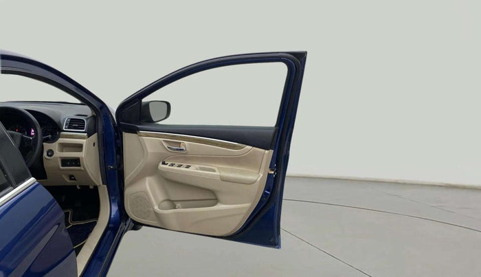 2021 Maruti Ciaz ZETA 1.5 SHVS MT PETROL, Petrol, Manual, 97,711 km, RHS Front Door