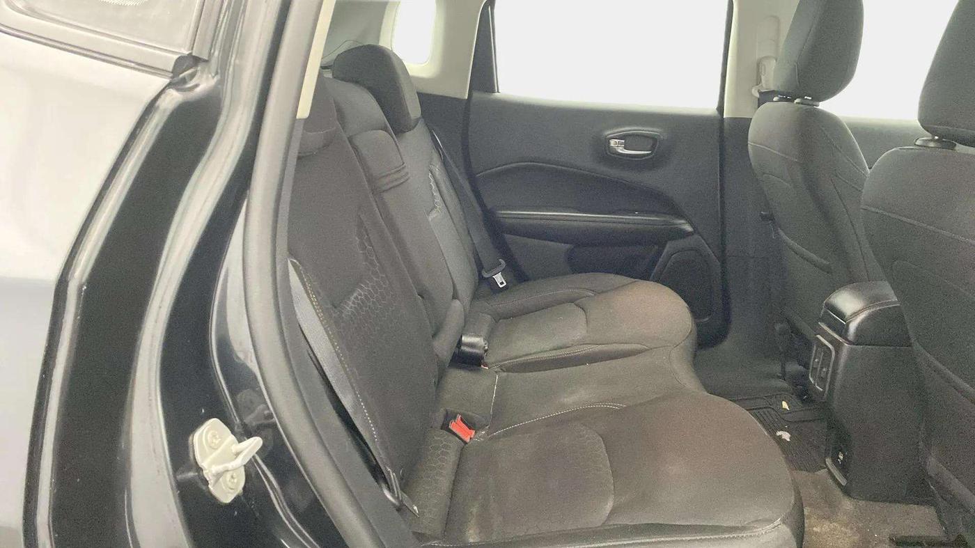 2019 Jeep Compass SPORT PLUS 2.0 DIESEL, Diesel, Manual, 70,892 km, Right Side Rear Door Cabin