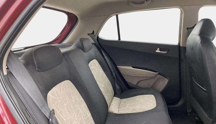 2015 Hyundai Grand i10 SPORTZ 1.2 KAPPA VTVT, Petrol, Manual, 67,136 km, Right Side Rear Door Cabin