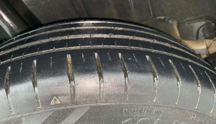 2022 Maruti Baleno DELTA PETROL 1.2, Petrol, Manual, 21,055 km, Right Rear Tyre Tread