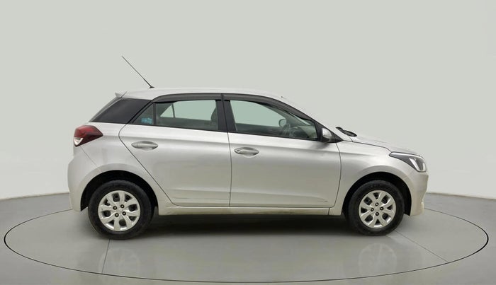 2017 Hyundai Elite i20 SPORTZ 1.2, Petrol, Manual, 40,836 km, Right Side View
