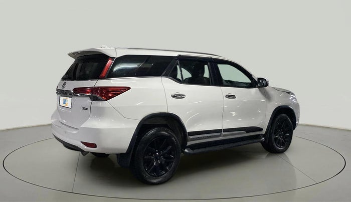 2018 Toyota Fortuner 2.8 4X4 AT, Diesel, Automatic, 1,29,798 km, Right Back Diagonal