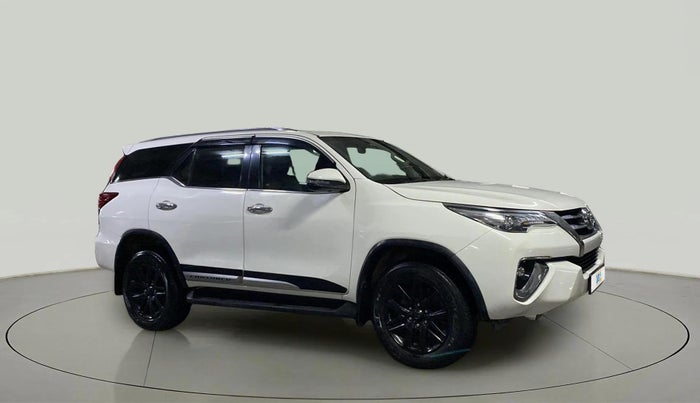 2018 Toyota Fortuner 2.8 4X4 AT, Diesel, Automatic, 1,29,798 km, Right Front Diagonal