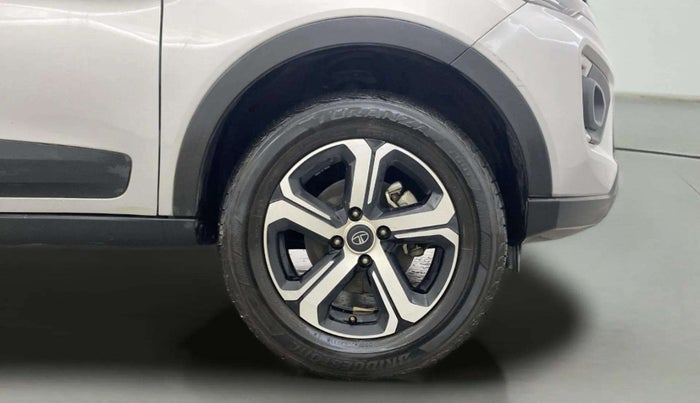2021 Tata NEXON XZA PLUS SUNROOF PETROL, Petrol, Automatic, 17,621 km, Right Front Wheel