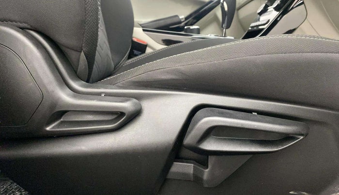 2021 Tata NEXON XZA PLUS SUNROOF PETROL, Petrol, Automatic, 17,621 km, Driver Side Adjustment Panel