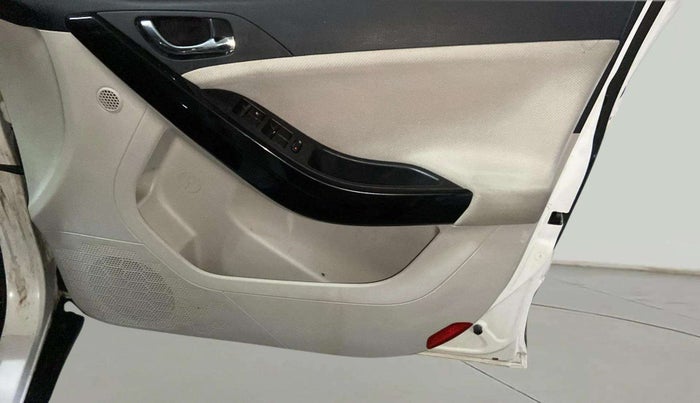 2020 Tata NEXON XZ PLUS PETROL, Petrol, Manual, 44,987 km, Driver Side Door Panels Control