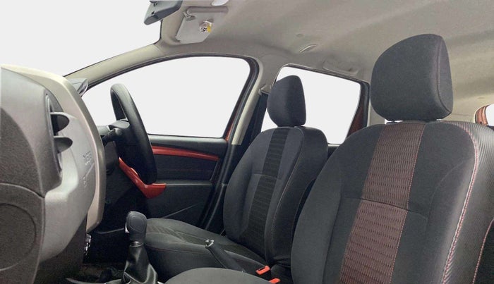 2017 Renault Duster RXS CVT, Petrol, Automatic, 87,109 km, Right Side Front Door Cabin