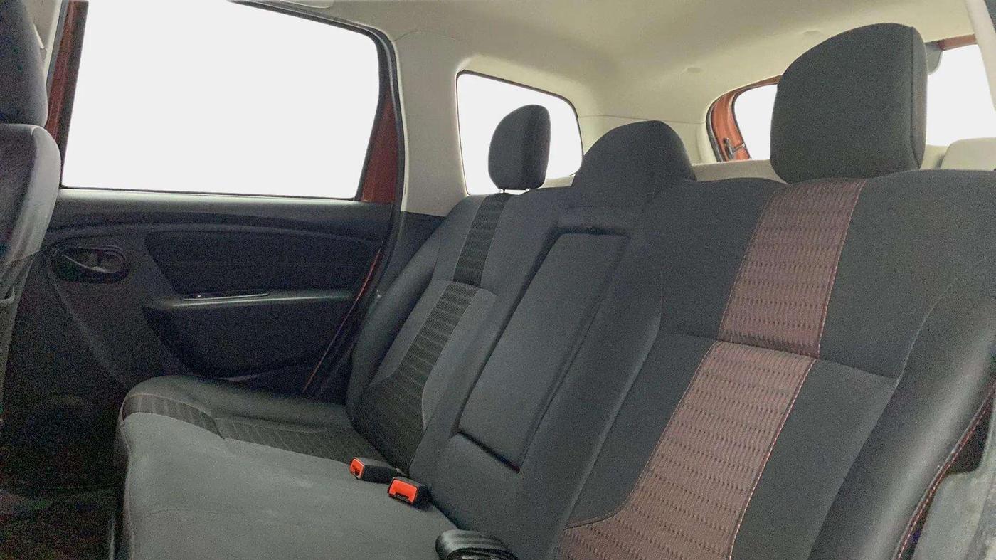 2017 Renault Duster RXS CVT, Petrol, Automatic, 87,109 km, Right Side Rear Door Cabin