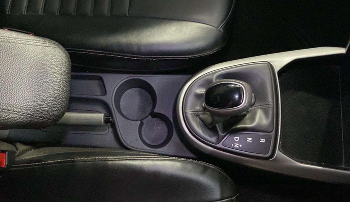 2020 Hyundai GRAND I10 NIOS SPORTZ AMT 1.2 KAPPA VTVT, Petrol, Automatic, 39,541 km, Gear Lever