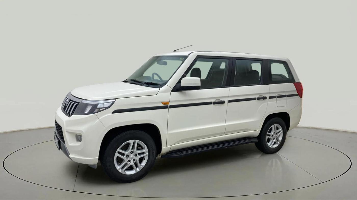 2024 Mahindra Bolero Neo Plus P10, Diesel, Manual, 27,333 km, Left Front Diagonal