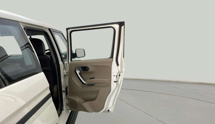 2024 Mahindra Bolero Neo Plus P10, Diesel, Manual, 27,262 km, RHS Rear Door