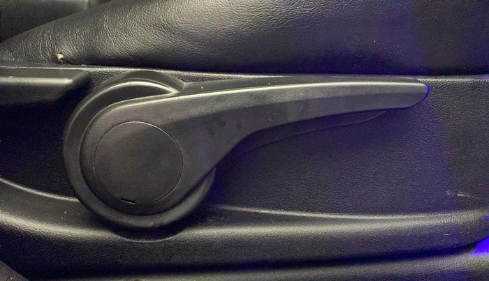 2017 Tata Tiago XZA PETROL, Petrol, Automatic, 45,613 km, Driver Side Adjustment Panel