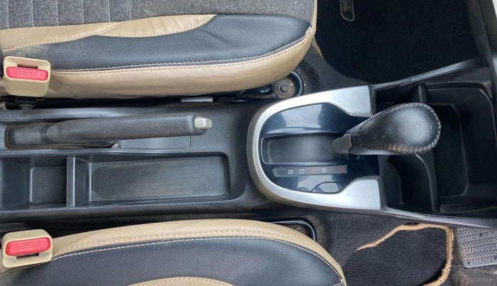 2018 Honda Jazz 1.2L I-VTEC V CVT, Petrol, Automatic, 45,796 km, Gear Lever