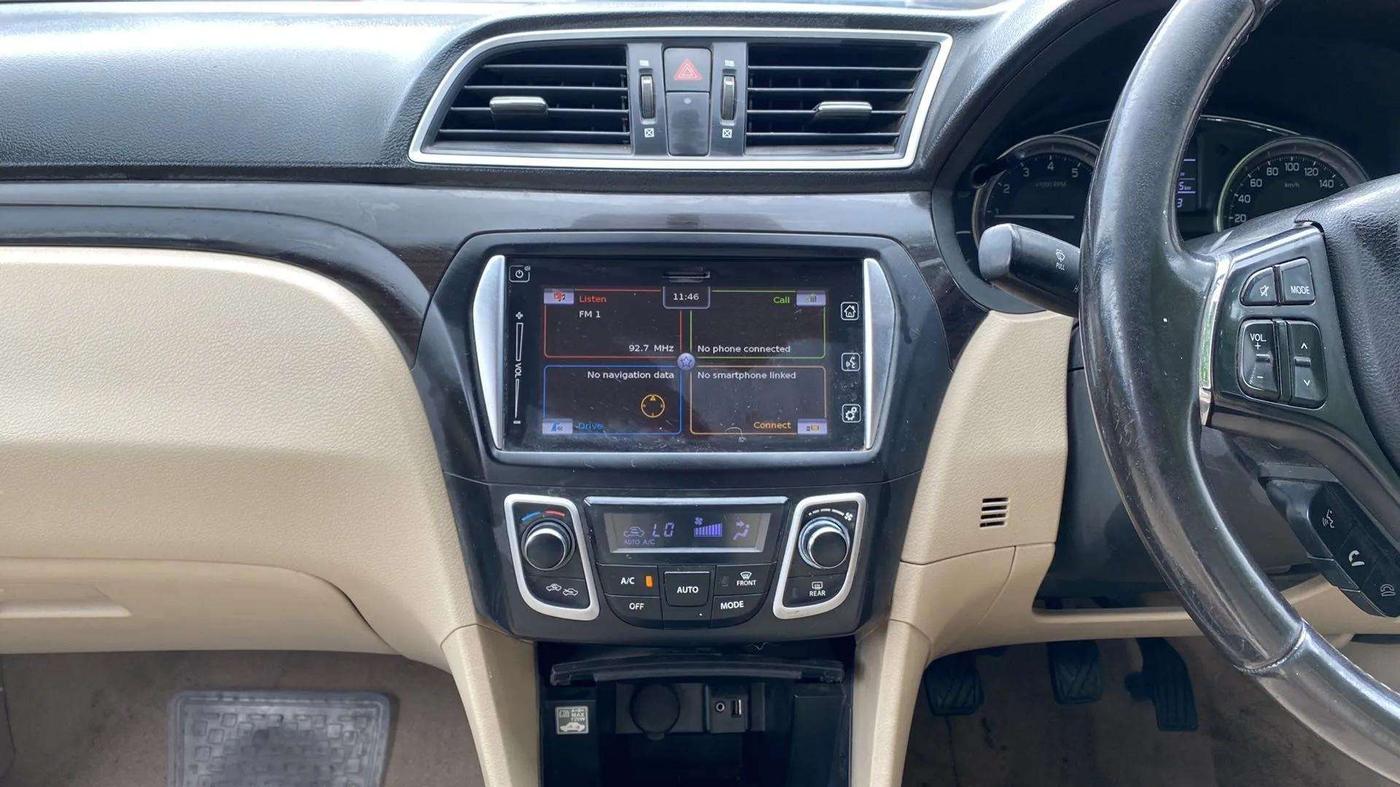 2017 Maruti Ciaz ALPHA 1.4 PETROL, Petrol, Manual, 56,513 km, Air Conditioner