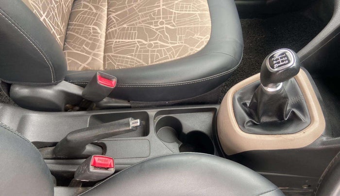 2019 Hyundai Grand i10 SPORTZ 1.2 KAPPA VTVT, Petrol, Manual, 75,249 km, Gear Lever