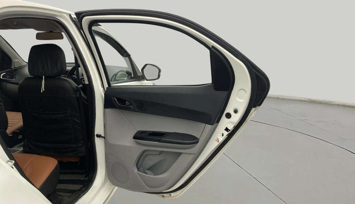 2023 Tata Tiago XT PETROL, Petrol, Manual, 11,832 km, RHS Rear Door