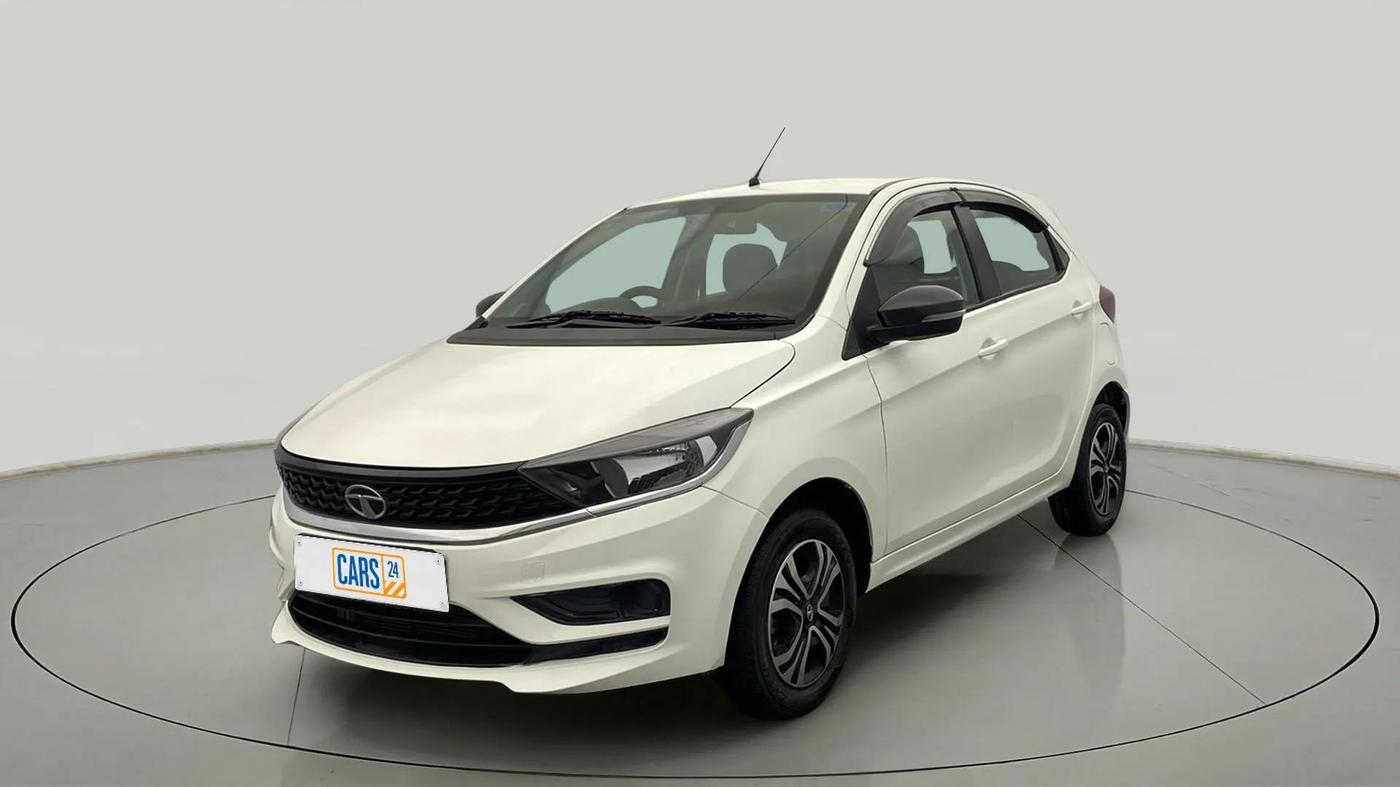 2023 Tata Tiago XT PETROL, Petrol, Manual, 11,832 km, Left Front Diagonal