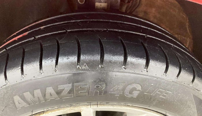 2014 Volkswagen Polo HIGHLINE1.2L, Petrol, Manual, 73,069 km, Left Front Tyre Tread