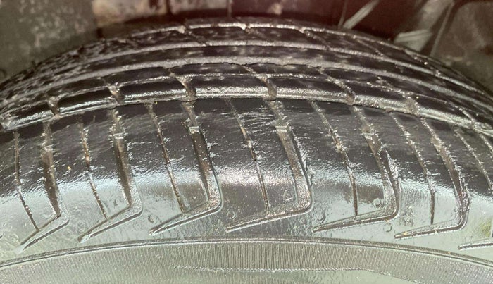 2018 Datsun Redi Go T (O), Petrol, Manual, 35,768 km, Left Front Tyre Tread