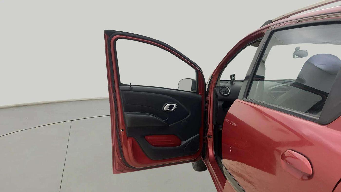 2018 Datsun Redi Go T (O), Petrol, Manual, 35,768 km, LHS Front Door