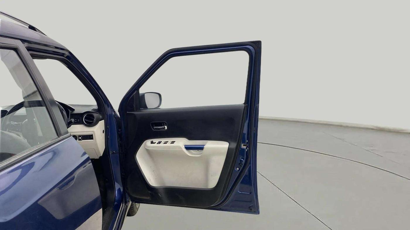 2022 Maruti IGNIS ZETA 1.2 AMT, CNG, Automatic, 74,701 km, RHS Front Door