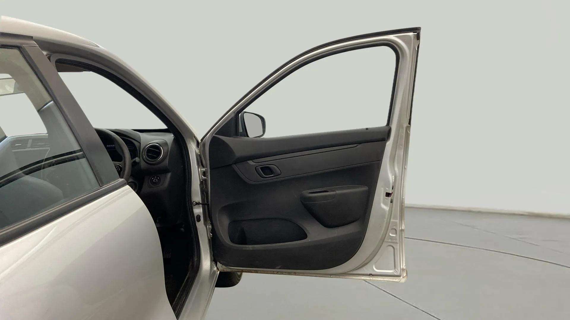 RHS-Front-Door-Open-32