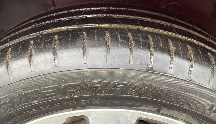 2014 Hyundai Elite i20 SPORTZ 1.2 (O), Petrol, Manual, 42,204 km, Left Front Tyre Tread