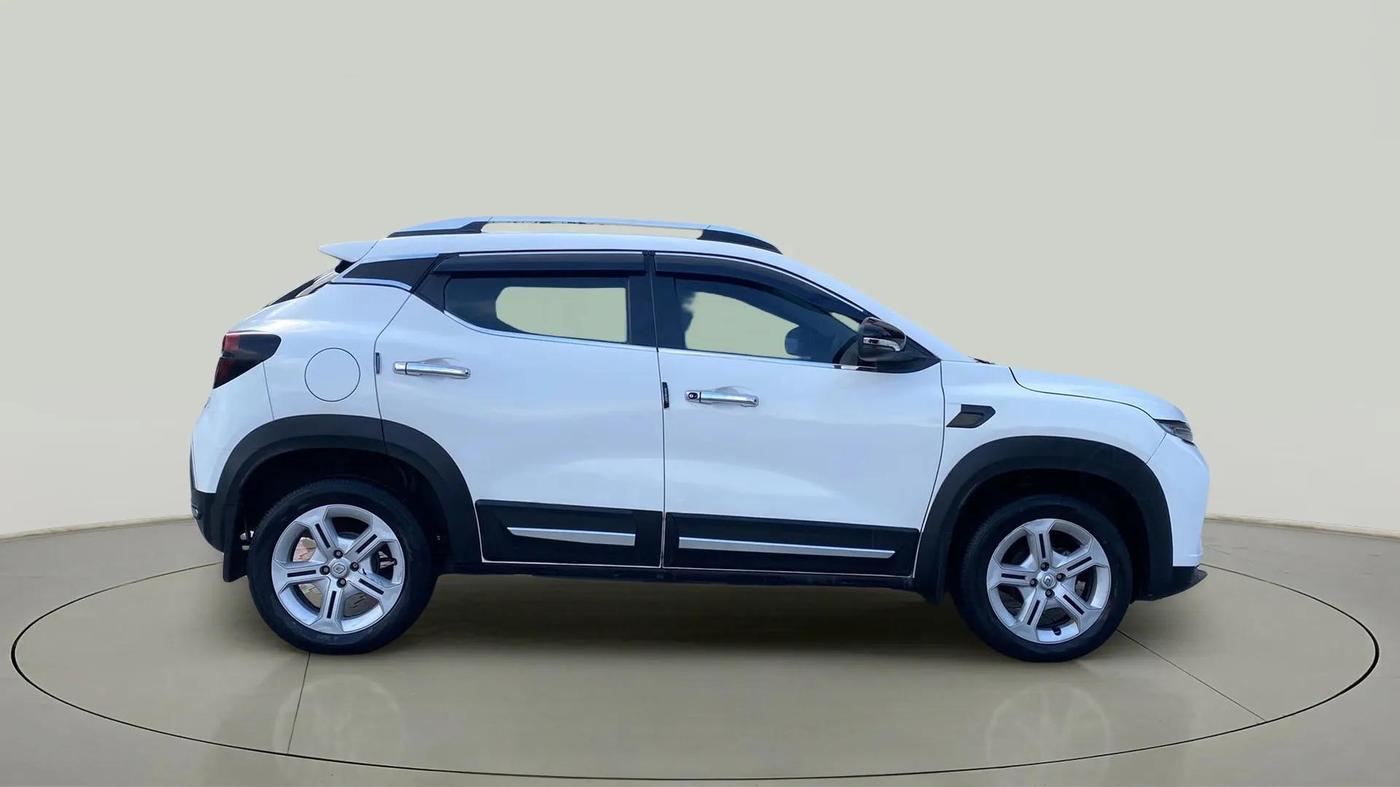 2022 Renault Kiger RXT MT, Petrol, Manual, 38,762 km, Right Side View