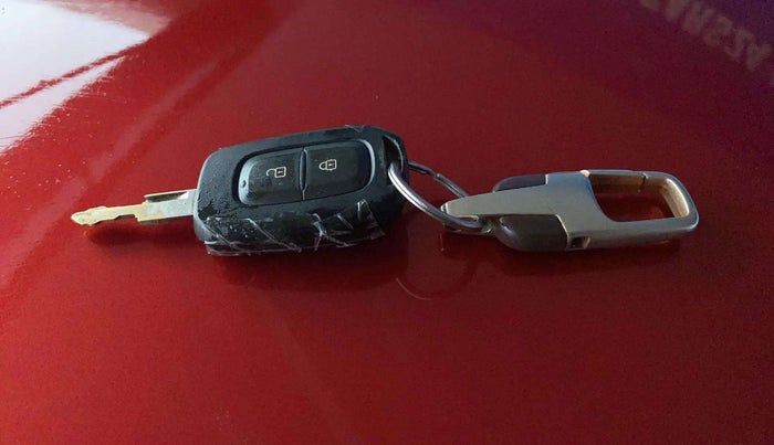 2021 Renault Kwid RXT 0.8, Petrol, Manual, 35,318 km, Key Close Up