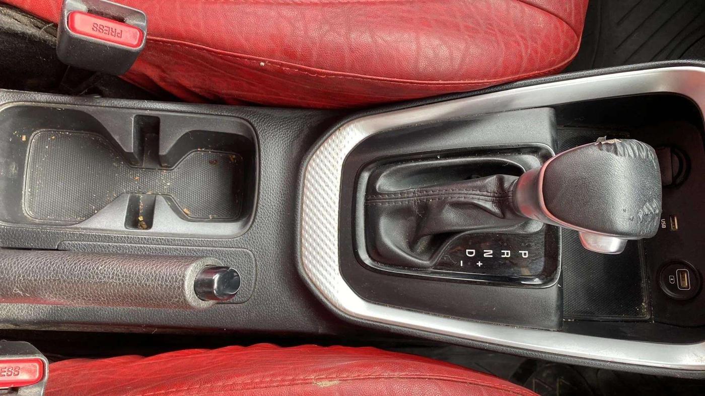 2021 KIA SONET HTK PLUS 1.0 DCT, Petrol, Automatic, 46,511 km, Gear Lever