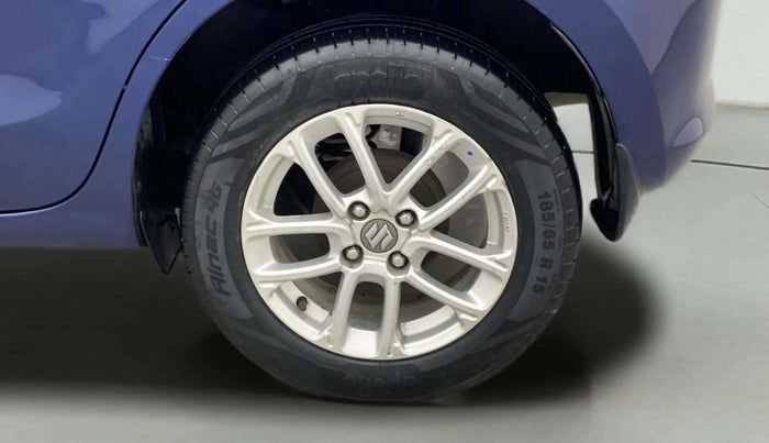 2020 Maruti Swift ZXI AMT, Petrol, Automatic, 1,24,144 km, Left Rear Wheel