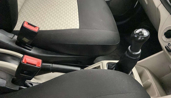 2019 Maruti Alto LXI, Petrol, Manual, 42,788 km, Gear Lever