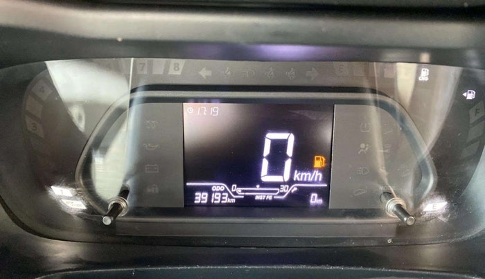 2024 Tata ALTROZ XM PLUS CNG, CNG, Manual, 39,192 km, Odometer Image