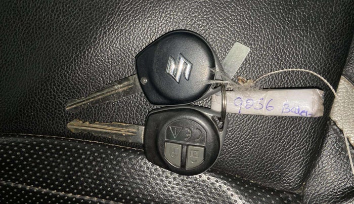 2018 Maruti Baleno DELTA PETROL 1.2, Petrol, Manual, 77,495 km, Key Close Up