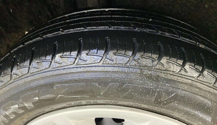 2018 Maruti Baleno DELTA PETROL 1.2, Petrol, Manual, 77,495 km, Left Front Tyre Tread